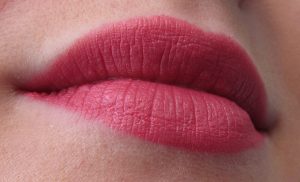 Lippenstift Liebe - L'Oreal Color Riche Evas Delicate Rose im Auftrag - Fashionladyloves by Tamara Wagner Beautyblog