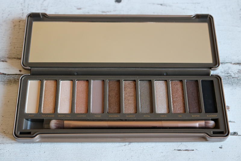 Urban Decay Naked Paletten Vergleich - Naked 2 - Beauty - Lidschattenpaletten - Fashionladyoves by Tamara Wagner - Beautyblog