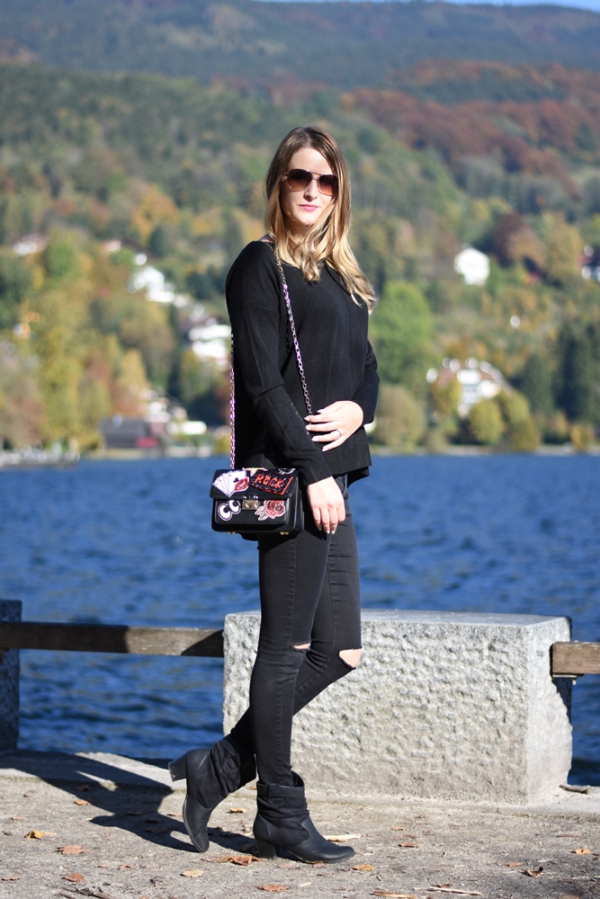 patches-bag-7-black-outfit-fashionladyloves-fashionblog