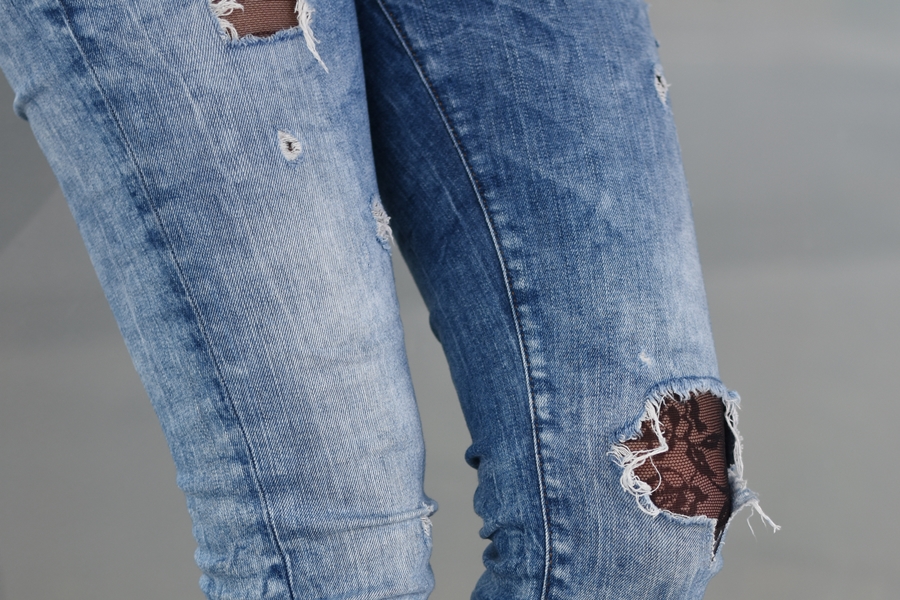 laced-jeans-8-fashionladyloves