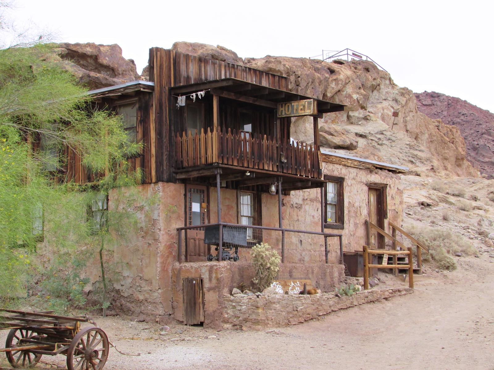 Calico Ghost town - usa rundreise - geisterstadt in der Mojave Wüste - Hotel - Roadtrip - Fashionladyloves by Tamara Wagner Travelblog