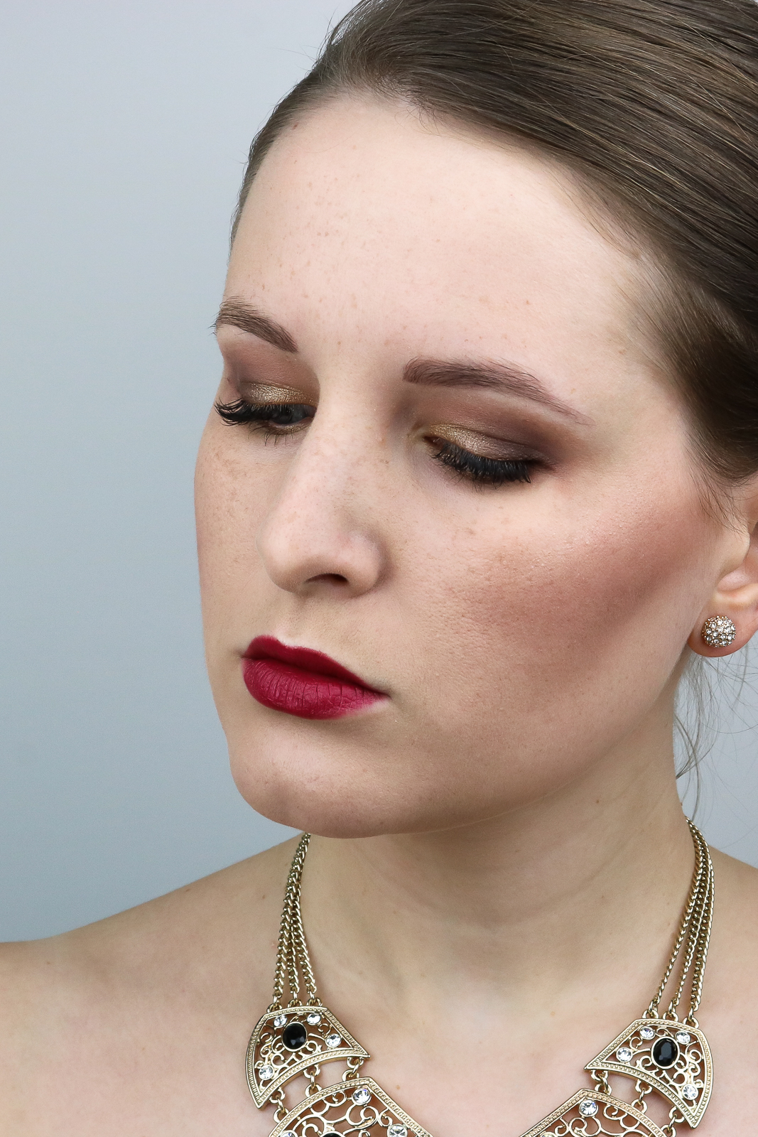 Make Up Look - Shiny Christmas - Weihnachts Make Up - Schminken - Make Up Tutorial - Schminkanleitung für Weihnachten - Kiko Arctic Holiday Limited Edition - Augen Make Up - Grundierung - Lippenstift - Beauty Blog - Fashionladyloves by Tamara Wagner - Blog aus Graz Österreich