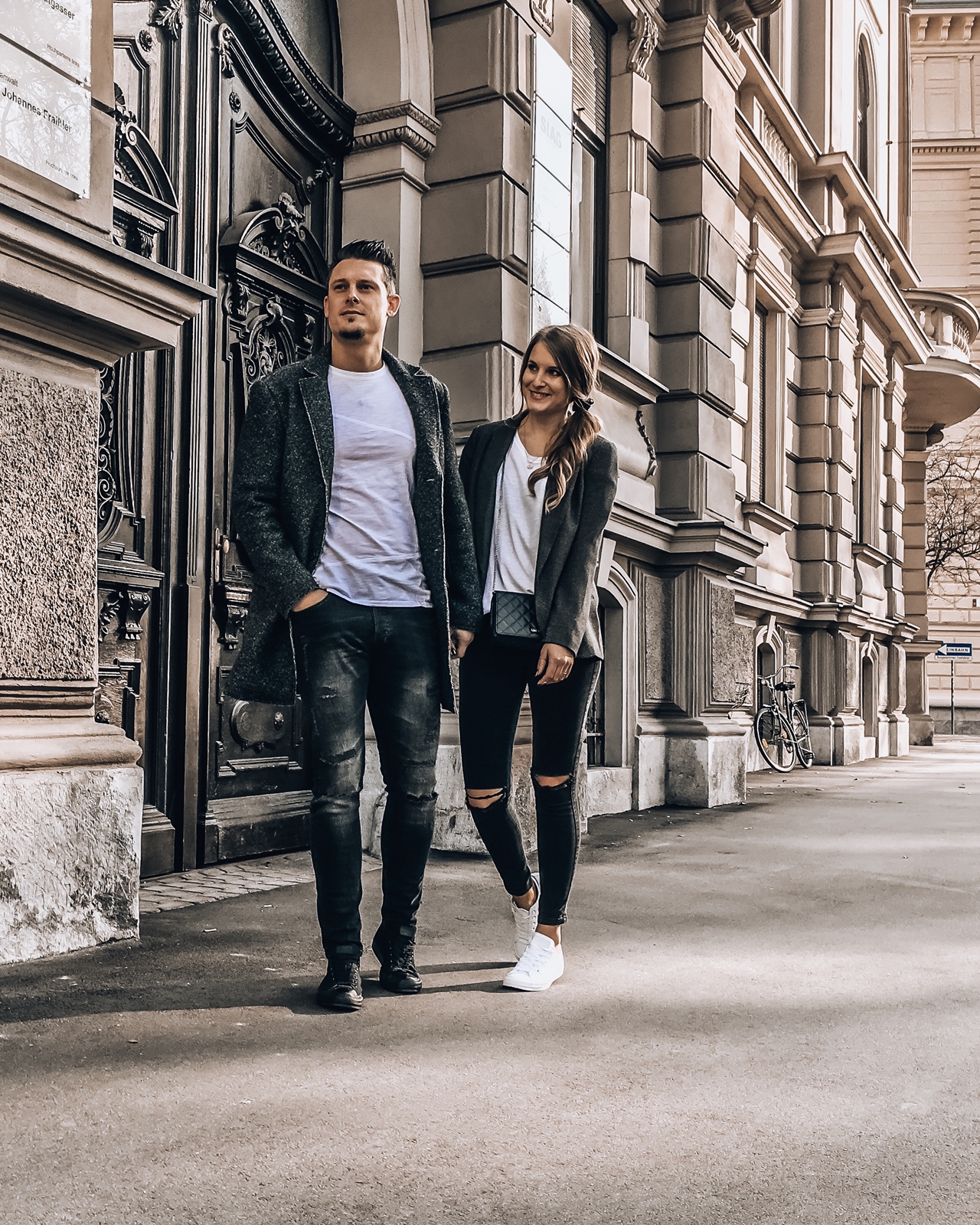 Partnerlook - 10 Outfit Ideen für süße Pärchenlooks - Mode Tipps für Pärchen - Pärchenoutfits - Pärchen Mode - Couple Style - Couple Fashion - Couple Goals - Outfitideen - Stylingtipps - Outfit für Pärchen - Mode für Paare - Fashionladyloves by Tamara Wagner - Fashion Blog - Fashionbloggerin