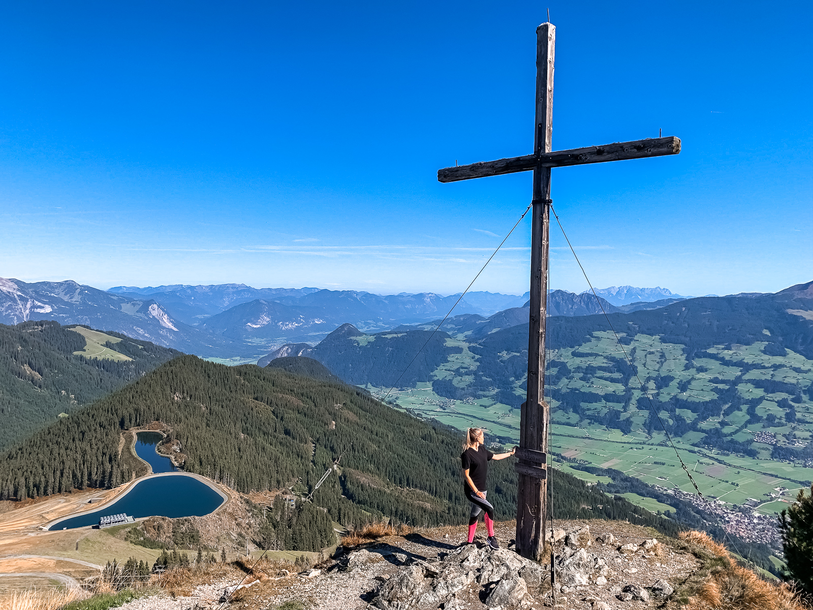 Wandern im Zillertal in Tirol - Wandern in den Bergen - Wanderwege in Tirol - Spieljoch - Wanderung am Spieljoch - Ausblick auf vom Spieljoch - Spieljoch Bahn - Reisen - Österreich erkunden - Fashionladyloves by Tamara Wagner - Reiseblog - Travelblog 