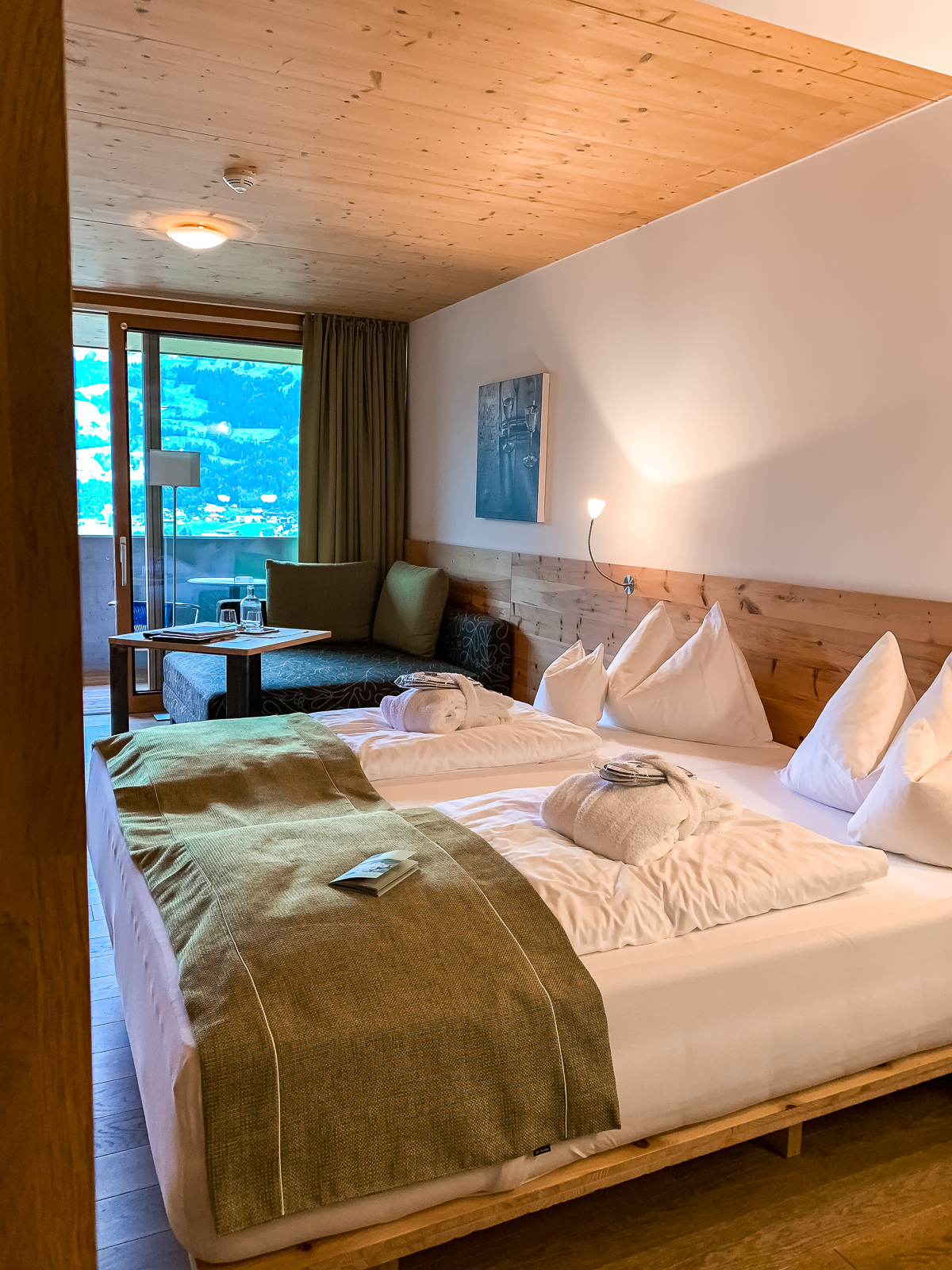 Das Gartenhotel Crystal in Fügen Tirol - Hotel Reviev - sehr schönes 4 Stern Superior Hotel im Zillertal - Hotelbewertung - Hotelempfehlung in Tirol - 4 Sterne Hotel - Reise nach Zillertal - Weekend Getaway nach Tirol - Fashionladyloves by Tamara Wagner - Reiseblogger - Travelblog - Reisen