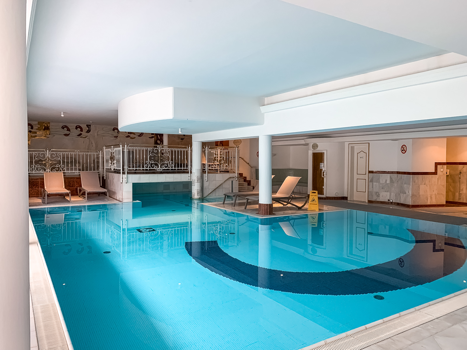 Das Gartenhotel Crystal in Fügen Tirol - Hotel Reviev - sehr schönes 4 Stern Superior Hotel im Zillertal - Hotelbewertung - Hotelempfehlung in Tirol - 4 Sterne Hotel - Reise nach Zillertal - Weekend Getaway nach Tirol - Fashionladyloves by Tamara Wagner - Reiseblogger - Travelblog - Reisen