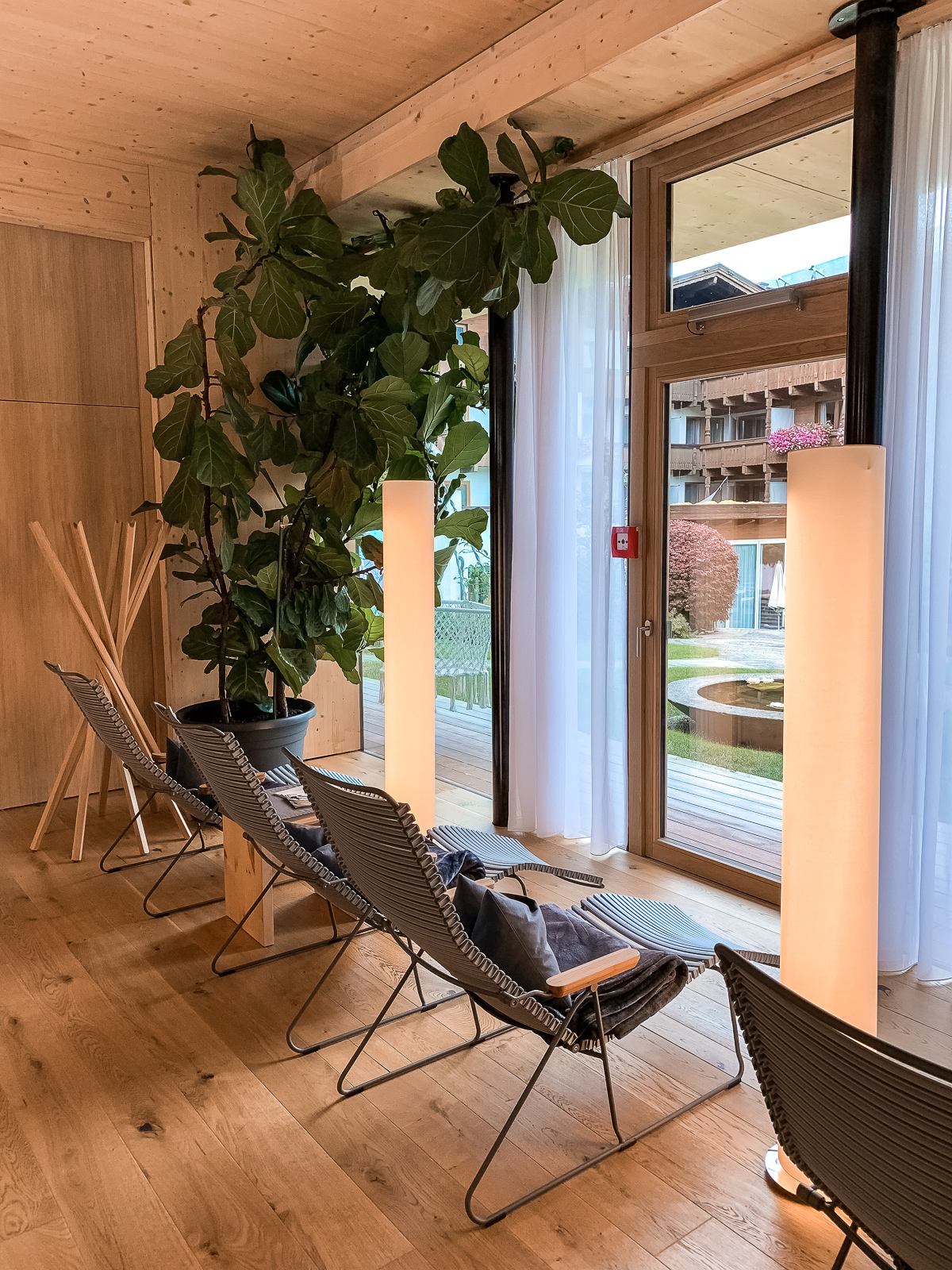 Das Gartenhotel Crystal in Fügen Tirol - Hotel Reviev - sehr schönes 4 Stern Superior Hotel im Zillertal - Hotelbewertung - Hotelempfehlung in Tirol - 4 Sterne Hotel - Reise nach Zillertal - Weekend Getaway nach Tirol - Fashionladyloves by Tamara Wagner - Reiseblogger - Travelblog - Reisen