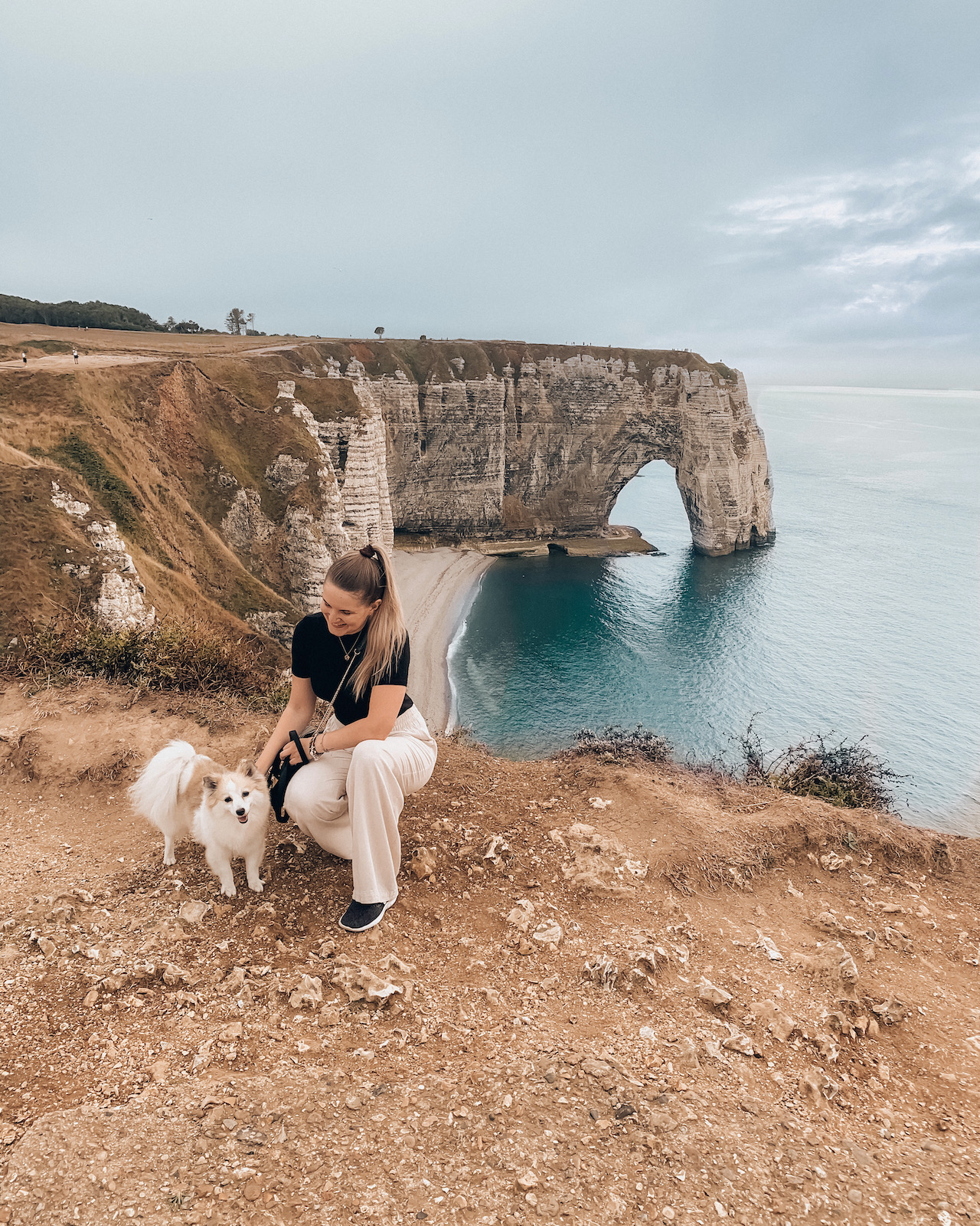 Mit dem Van durch Frankreich - Normandie und Bretagne - Roadtrip durch Frankreich - Campen in Frankreich - Campertrip Europa - Vanille in Europa - Reisen mit Hund - Reiseroute durch Frankreich mit dem Wohnmobil - Fashionladyloves by Tamara Wagner