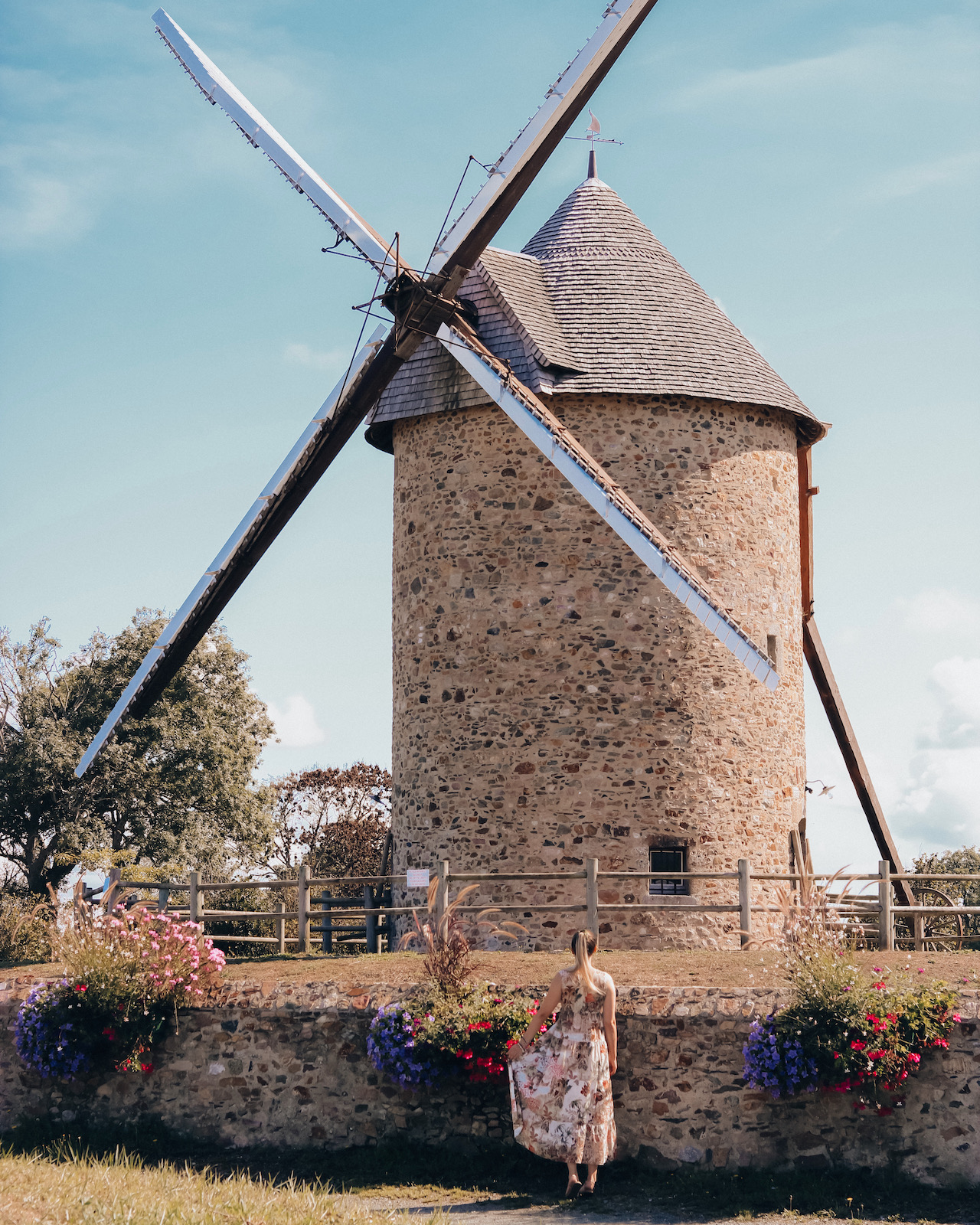 Mit dem Van durch Frankreich - Normandie und Bretagne - Roadtrip durch Frankreich - Campen in Frankreich - Campertrip Europa - Vanille in Europa - Reisen mit Hund - Reiseroute durch Frankreich mit dem Wohnmobil - Fashionladyloves by Tamara Wagner
