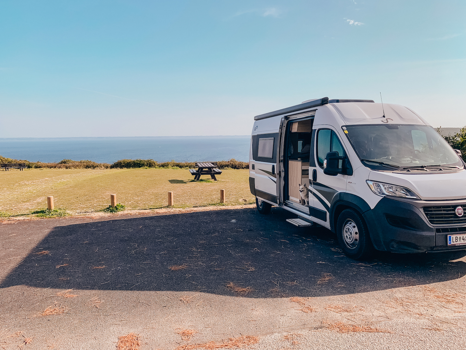 Mit dem Van durch Frankreich - Normandie und Bretagne - Roadtrip durch Frankreich - Campen in Frankreich - Campertrip Europa - Vanille in Europa - Reisen mit Hund - Reiseroute durch Frankreich mit dem Wohnmobil - Fashionladyloves by Tamara Wagner