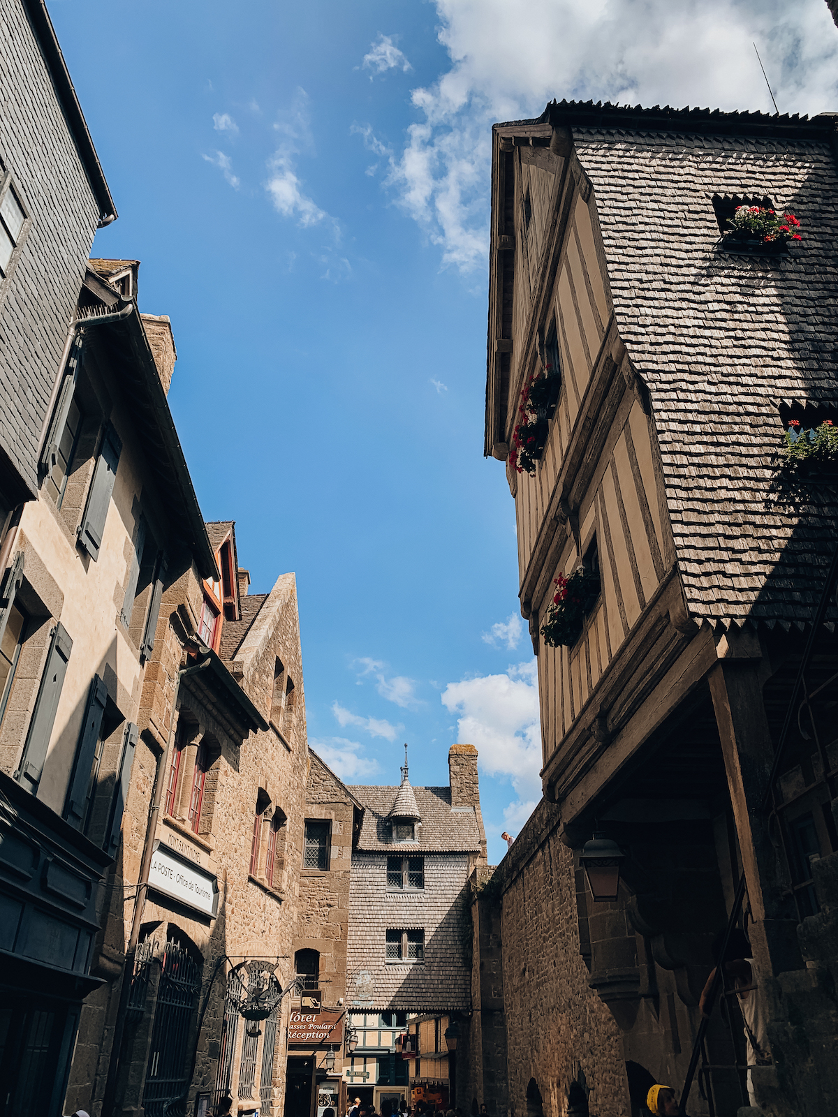 Mit dem Van durch Frankreich - Normandie und Bretagne - Roadtrip durch Frankreich - Campen in Frankreich - Campertrip Europa - Vanille in Europa - Reisen mit Hund - Reiseroute durch Frankreich mit dem Wohnmobil - Fashionladyloves by Tamara Wagner